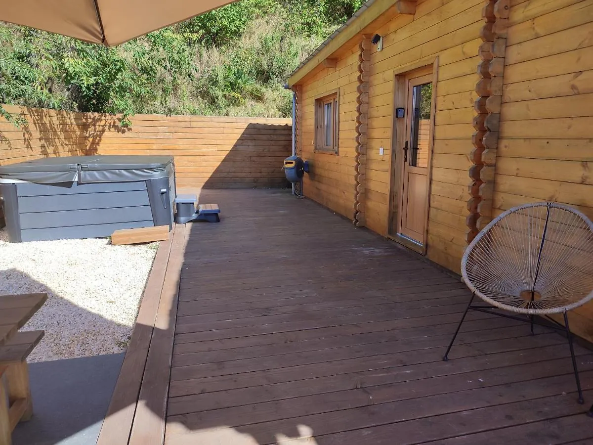 Le Chalet jacuzzi et Détente 4 Étoiles Bagnères-de-Bigorre 0*,